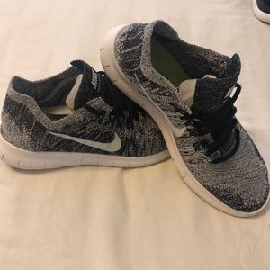 Nike Free Rn Flyknit 2017